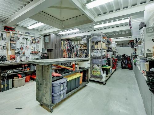 Workshop - 20 Boul. Des Hauts-Bois, Sainte-Julie, QC - Indoor Photo Showing Other Room