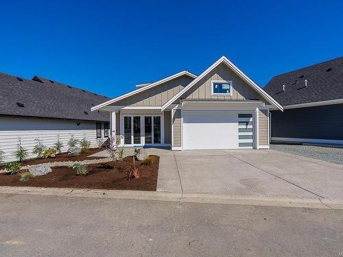 677 Briarwood Dr, Parksville, BC - Outdoor