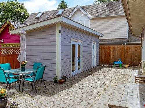 2249 Shakespeare St, Victoria, BC - Outdoor With Deck Patio Veranda With Exterior