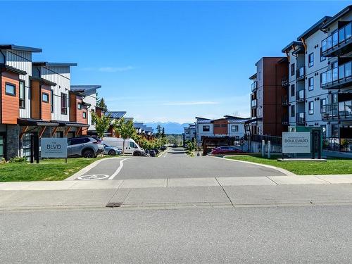 19-623 Crown Isle Blvd, Courtenay, BC - Outdoor