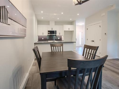 31-3195 Herons Way, Duncan, BC - Indoor Photo Showing Dining Room