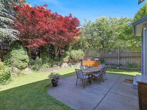 2342 St. Andrews Way, Courtenay, BC - Outdoor With Backyard