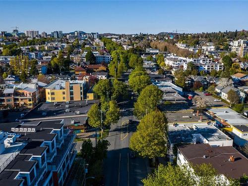 1151 Oxford St, Victoria, BC - Outdoor With View