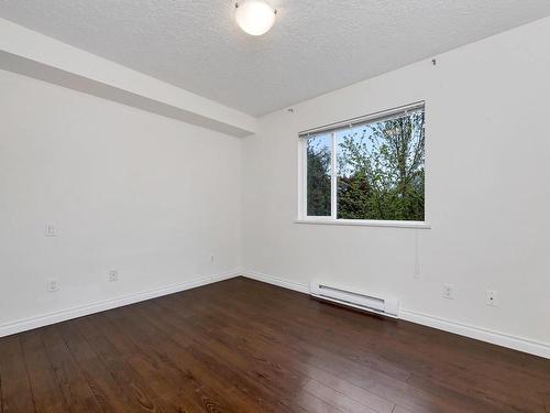 203-383 Wale Rd, Colwood, BC - Indoor Photo Showing Other Room