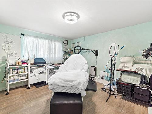 36 Kanaka Pl, Nanaimo, BC - Indoor Photo Showing Bedroom