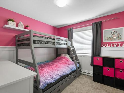 317 Cordan St, Nanaimo, BC - Indoor Photo Showing Bedroom