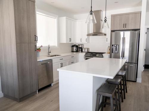 153-200 Grand Boulevard, Kamloops, BC - Indoor Photo Showing Kitchen With Upgraded Kitchen