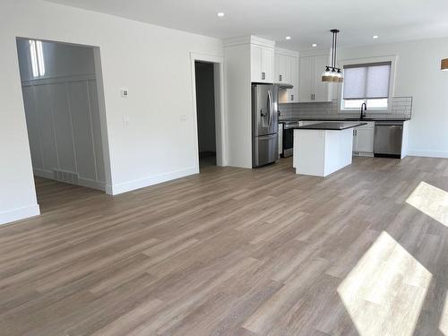 1788 Nicola Ave, Merritt, BC - Indoor Photo Showing Kitchen With Upgraded Kitchen