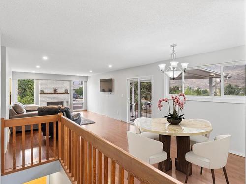 125 Highland Road, Kamloops, BC - Indoor Photo Showing Dining Room