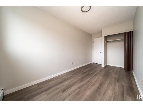 14404 88A St Nw, Edmonton, AB - Indoor Photo Showing Other Room