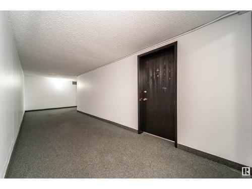 14404 88A St Nw, Edmonton, AB - Indoor Photo Showing Other Room