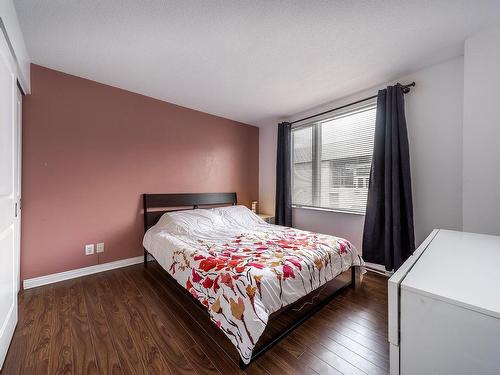 Chambre Ã Â coucher - 701-1225 Rue Notre-Dame O., Montréal (Ville-Marie), QC - Indoor Photo Showing Bedroom
