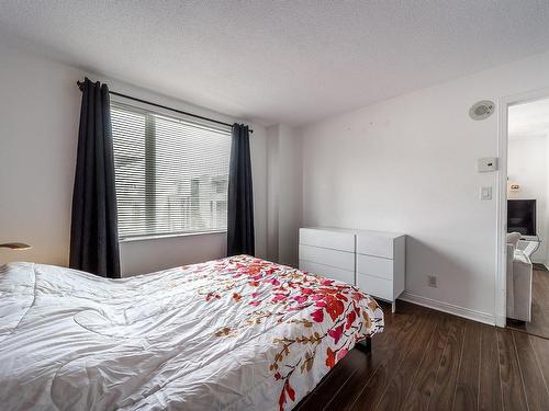 Chambre Ã Â coucher - 701-1225 Rue Notre-Dame O., Montréal (Ville-Marie), QC - Indoor Photo Showing Bedroom