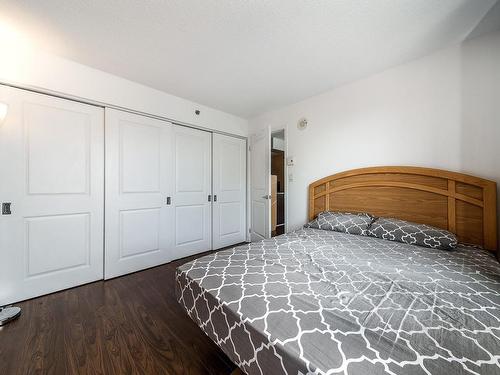 Chambre Ã Â coucher - 701-1225 Rue Notre-Dame O., Montréal (Ville-Marie), QC - Indoor Photo Showing Bedroom