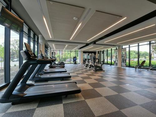 Exercise room - 1009-5175 Rue Mackenzie, Montréal (Côte-Des-Neiges/Notre-Dame-De-Grâce), QC - Indoor Photo Showing Gym Room