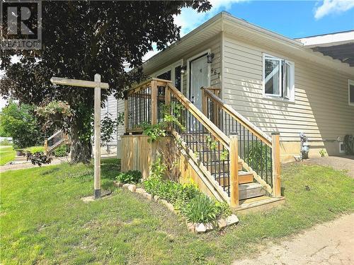 567 Giroux Street, Pembroke, ON - Outdoor