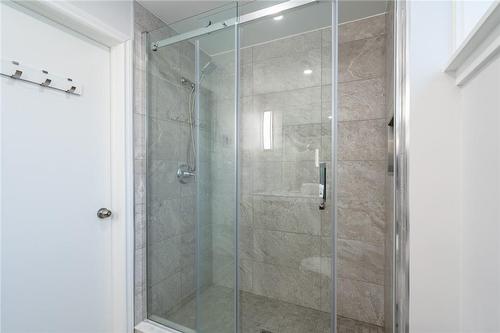 152 Weirs Lane, Flamborough, ON - Indoor Photo Showing Bathroom