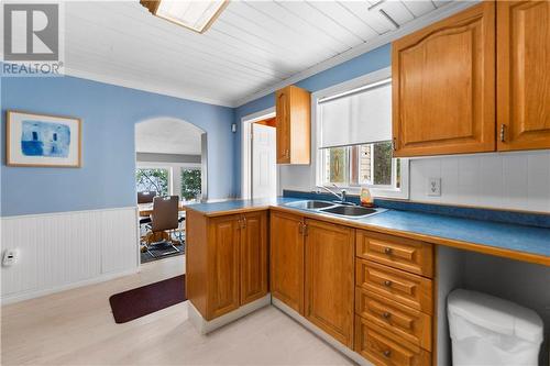 1038 Gull Road, Pembroke, ON - Indoor Photo Showing Kitchen With Double Sink