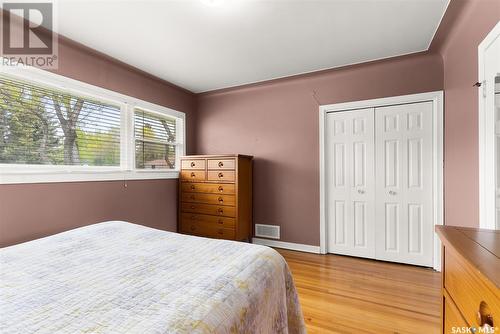 3007 Assiniboine Avenue, Regina, SK - Indoor Photo Showing Bedroom
