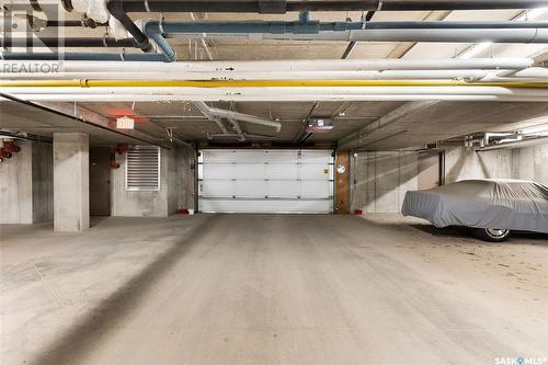 306 1220 Blackfoot Drive, Regina, SK - Indoor Photo Showing Garage