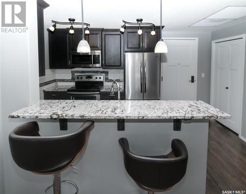 306 1220 Blackfoot Drive, Regina, SK - Indoor Photo Showing Kitchen With Upgraded Kitchen