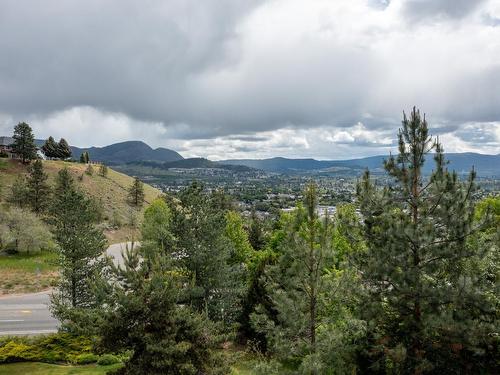 203-980 Dilworth Drive, Kelowna, BC - Outdoor With View