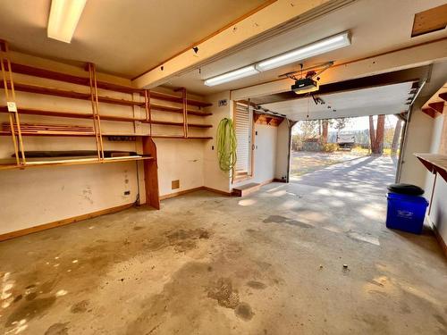 215 Palmer Street, Princeton, BC - Indoor Photo Showing Garage