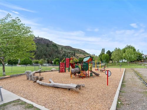 205-4101 Alexis Park Drive, Vernon, BC - Outdoor