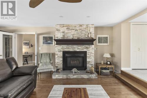 73 Birkshire Pl, Sault Ste. Marie, ON - Indoor Photo Showing Living Room With Fireplace