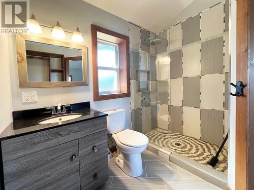 22 Savanna Road, Summerland, BC - Indoor Photo Showing Bathroom