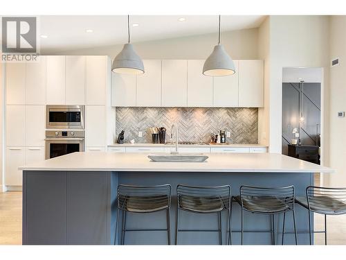 9728 Centrestone Crescent, Lake Country, BC - Indoor Photo Showing Kitchen With Upgraded Kitchen