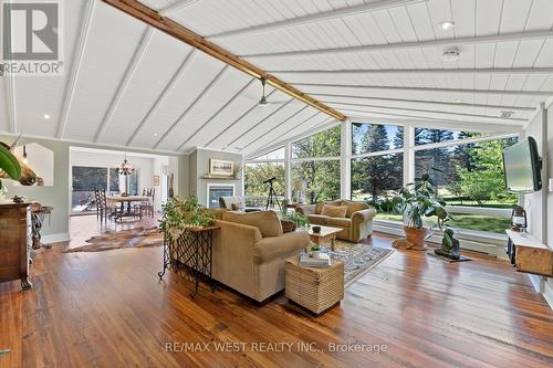 144 Old Mill Road, Kawartha Lakes, ON - Indoor Photo Showing Living Room