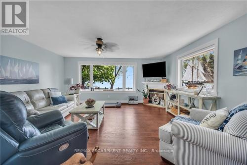 864 South Coast Drive, Haldimand, ON - Indoor Photo Showing Living Room With Fireplace