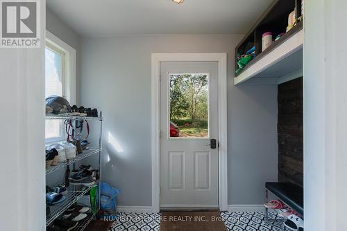 120 Main Street, Southwest Middlesex, ON - Indoor Photo Showing Other Room