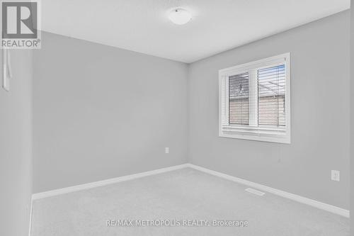 8484 Sweet Chestnut Drive, Niagara Falls, ON - Indoor Photo Showing Other Room