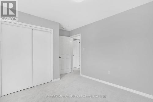 8484 Sweet Chestnut Drive, Niagara Falls, ON - Indoor Photo Showing Other Room