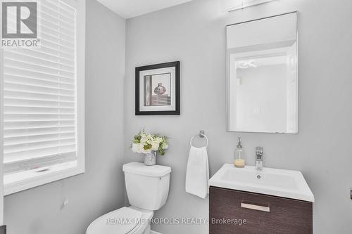 8484 Sweet Chestnut Drive, Niagara Falls, ON - Indoor Photo Showing Bathroom