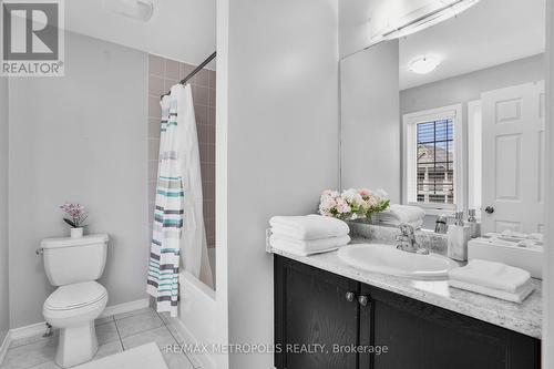 8484 Sweet Chestnut Drive, Niagara Falls, ON - Indoor Photo Showing Bathroom