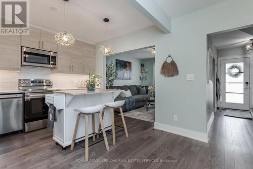 45 Tragina Avenue N, Hamilton, ON - Indoor Photo Showing Kitchen With Stainless Steel Kitchen With Upgraded Kitchen