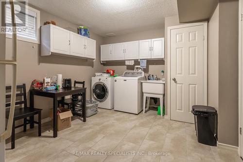 46 Woodhatch Crescent, Ingersoll, ON - Indoor Photo Showing Laundry Room