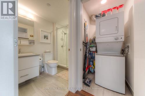 408 - 320 Plains Road E, Burlington, ON - Indoor Photo Showing Laundry Room