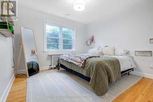 97 Wanita Road, Mississauga, ON - Indoor Photo Showing Bedroom