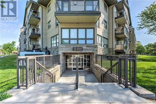 108 - 5 Jacksway Crescent, London, ON - Outdoor