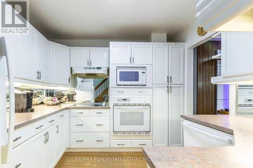 86 - 100 Quigley Road, Hamilton, ON - Indoor Photo Showing Kitchen