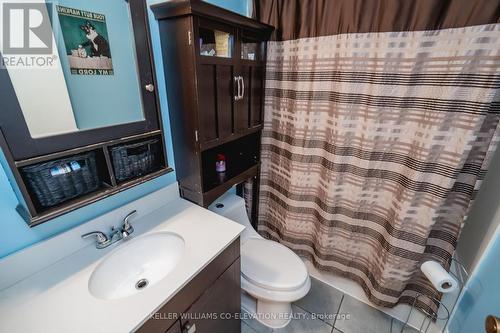584 Tenth Street, Collingwood, ON - Indoor Photo Showing Bathroom