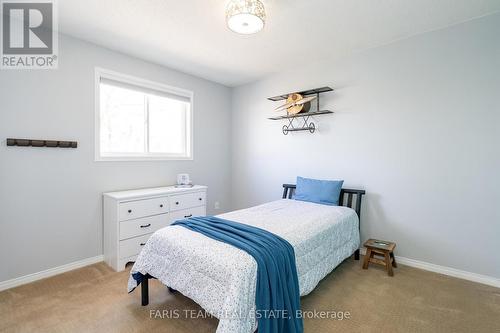 97 Churchland Drive, Barrie, ON - Indoor Photo Showing Bedroom