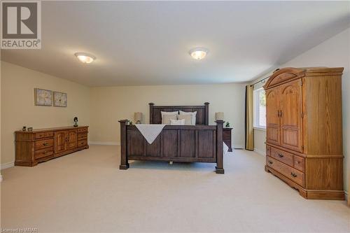 528 Applerock Court, Kitchener, ON - Indoor Photo Showing Bedroom