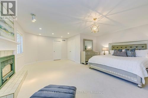 341 Acacia Court, Oakville, ON - Indoor Photo Showing Bedroom