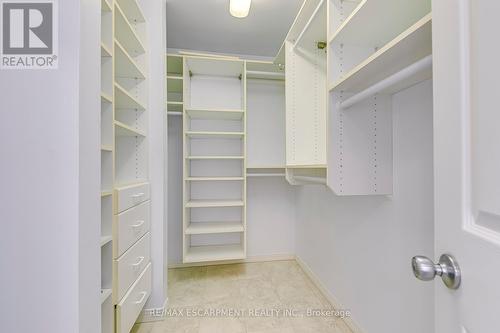 341 Acacia Court, Oakville, ON - Indoor With Storage