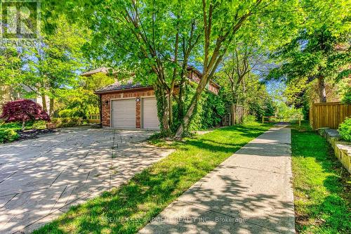 341 Acacia Court, Oakville, ON - Outdoor